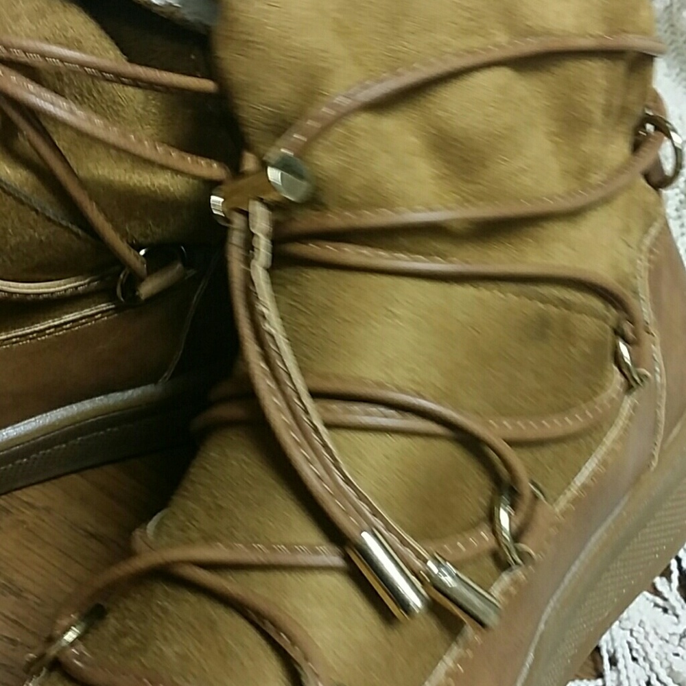 Ankle boots. NWOT.  In box - Picture 7 of 7